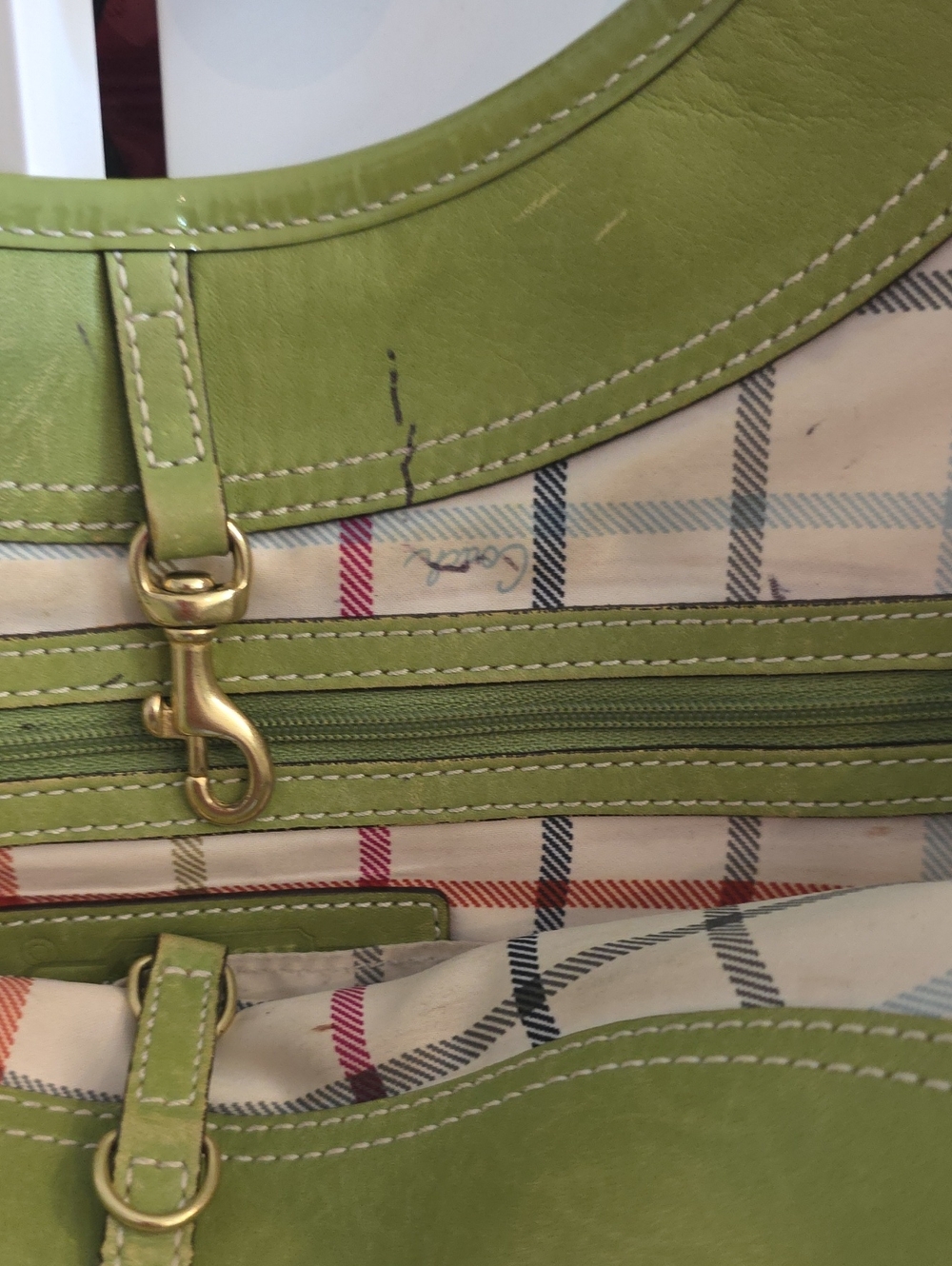 Coach Super Rare Humongus Embossed Trim And Jacqard Belted Ergo - Picture 8 of 9